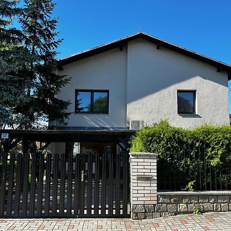 Apartman Hugo Ческе-Будеёвице Экстерьер фото